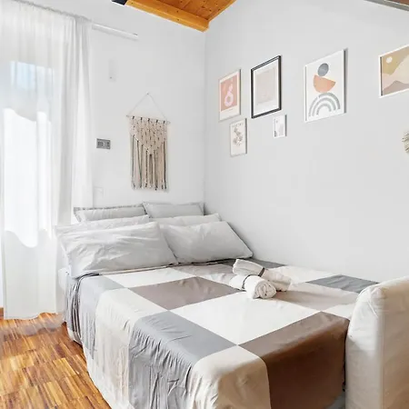 Charming Loft Duomo - Porta Romana アパート